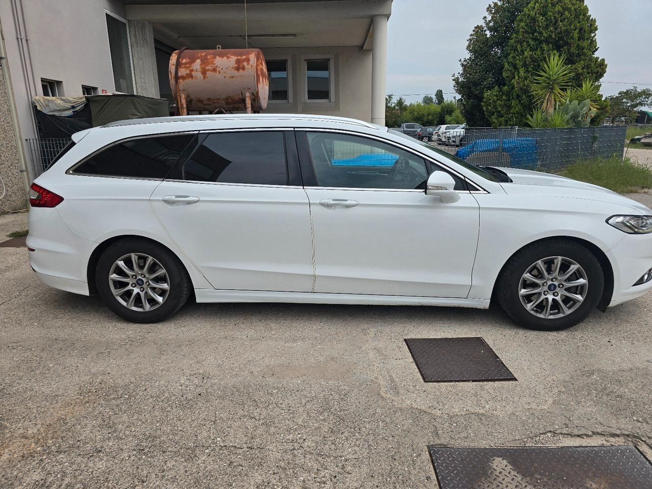 Ford Mondeo 1.5 TDCi 120 CV S&S Station Wagon Titanium Business