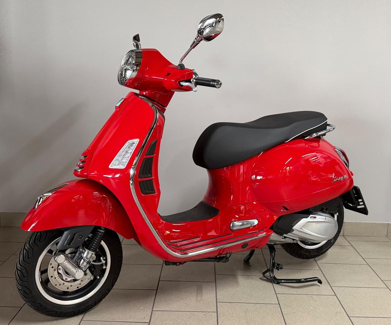 Vespa 310 GTS hpe Super