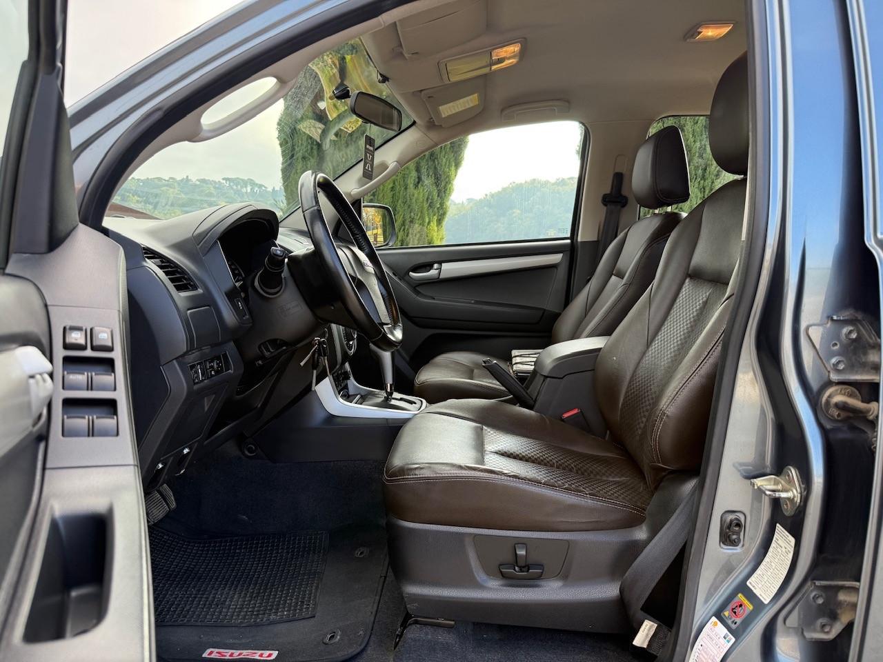 Isuzu D-Max 2.5 LS Quasar KM 79.000