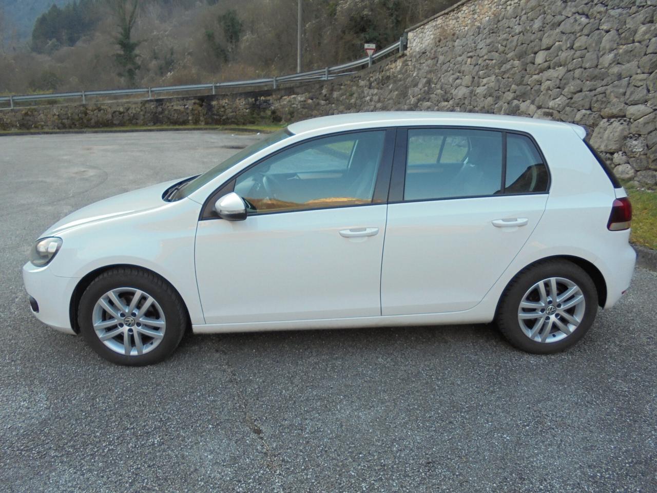 VOLKSWAGEN GOLF VI 2.0 TDI 110CV 5P HIGHLINE
