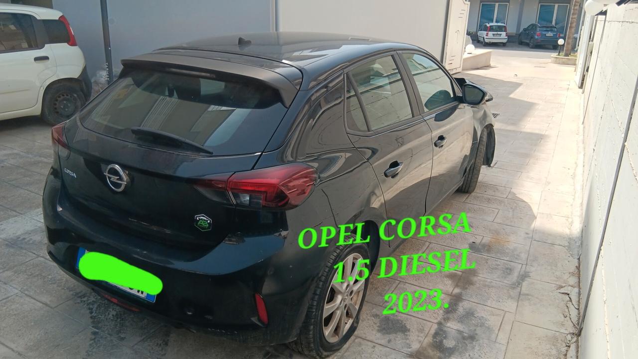 Opel Corsa incidentata sinistrata mondialcars 023