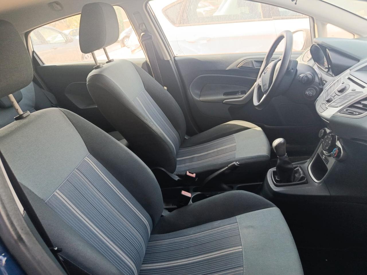 Ford Fiesta 1.6 TDCi 90CV 5 porte DPF Titanium