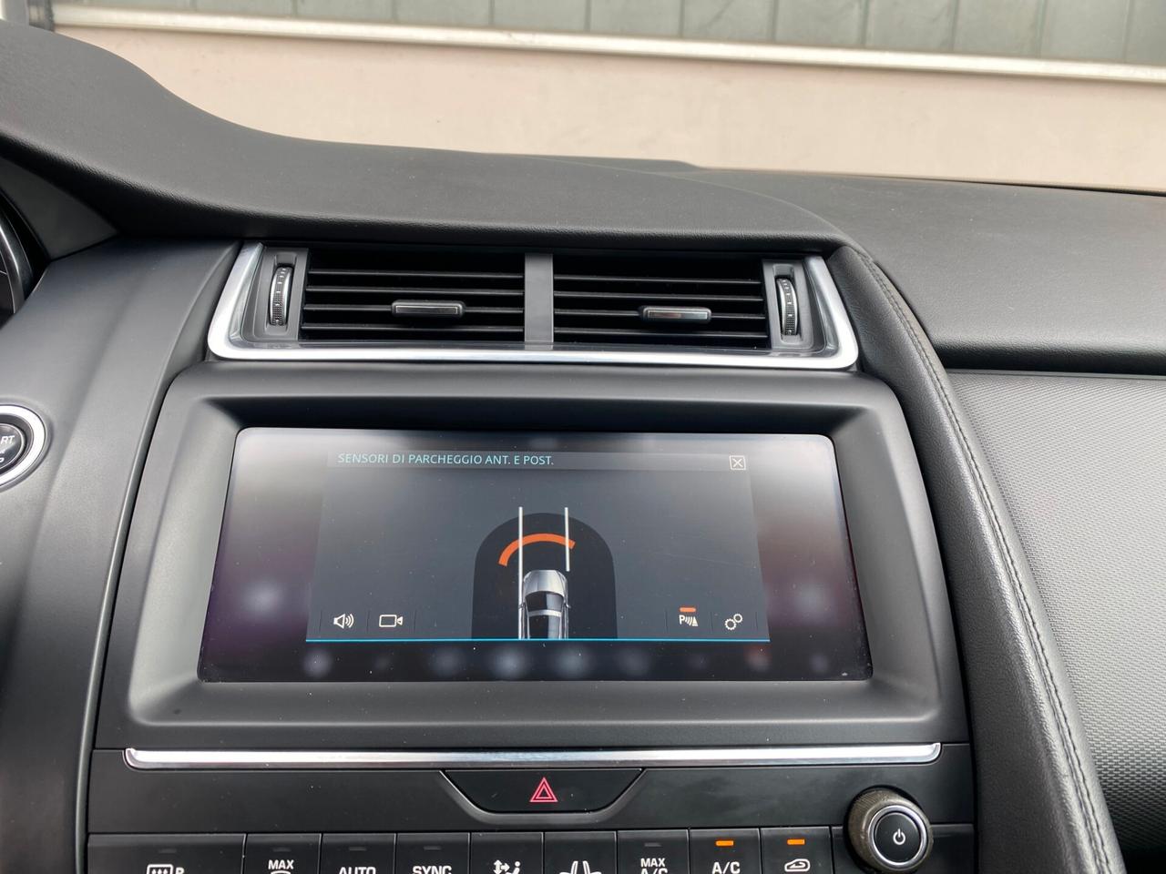 Jaguar E-Pace 2.0D 150 CV R-Dynamic