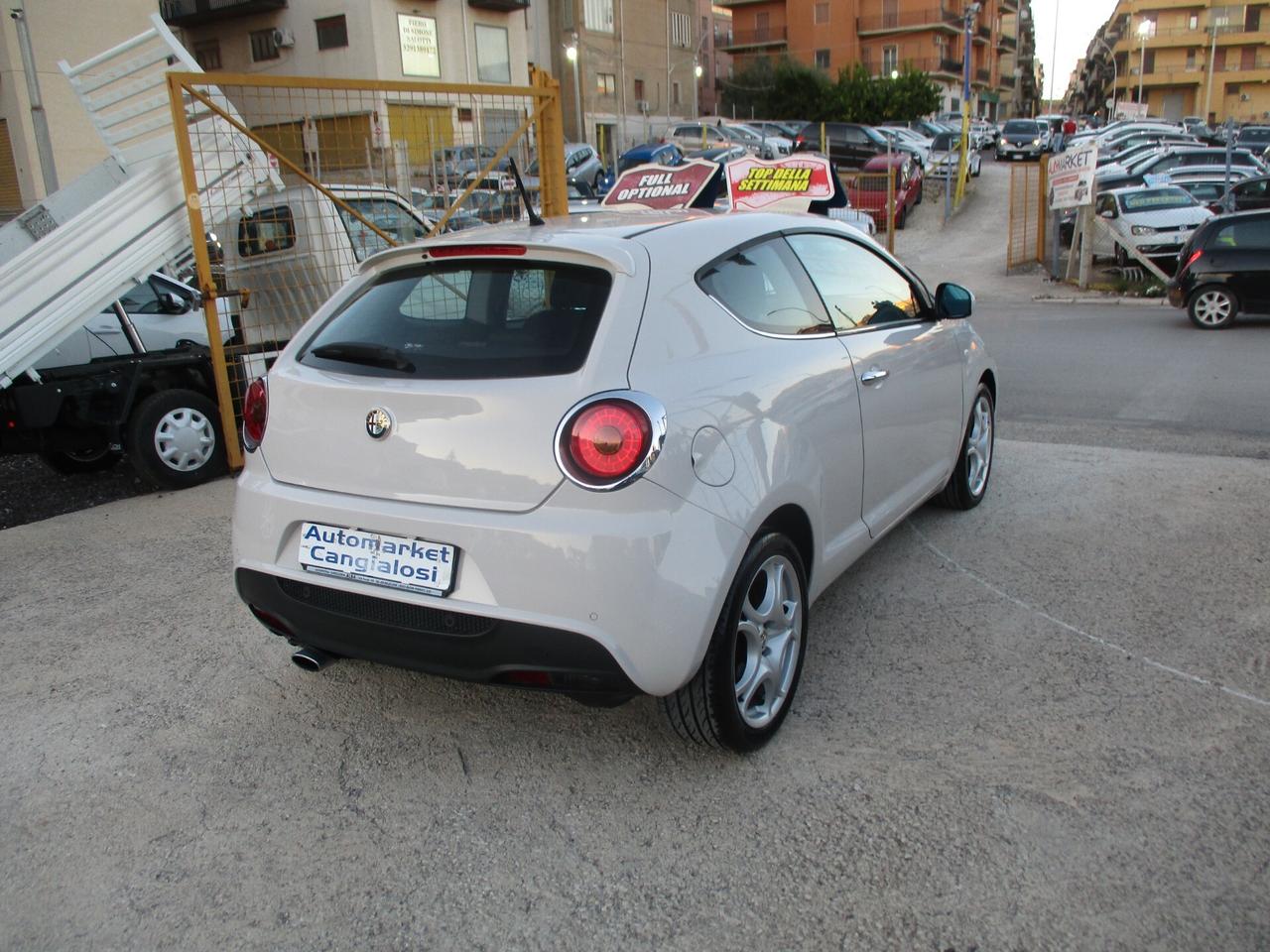 Alfa Romeo MiTo 1.6 JTDm 16V Distinctive Sport Pack