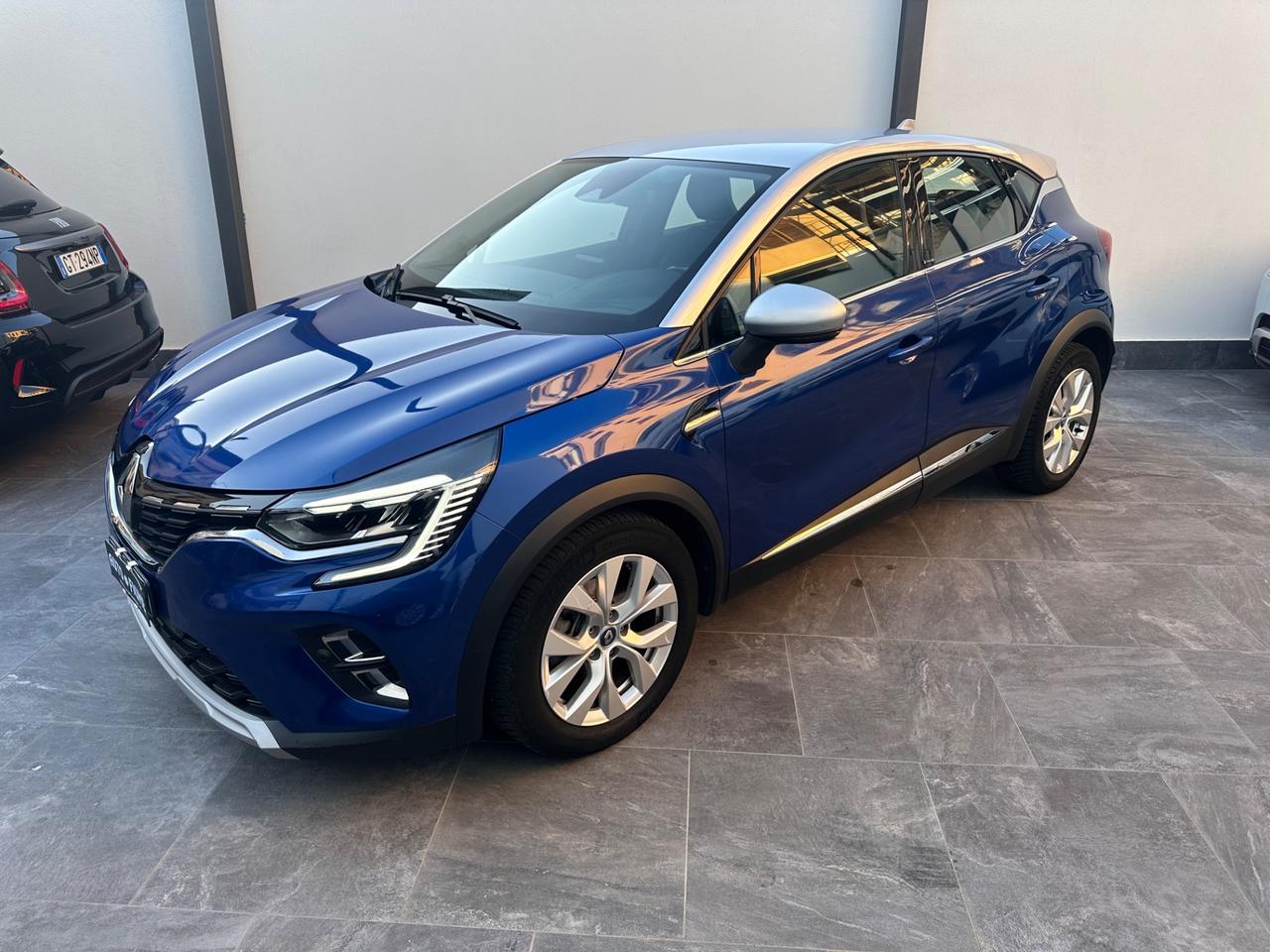 Renault Captur Plug-in Hybrid E-Tech 160 CV Intens
