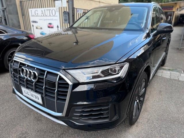 Audi Q7 55 TFSI e quattro tiptronic