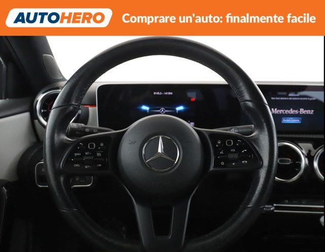 MERCEDES-BENZ A 180 d Automatic Executive