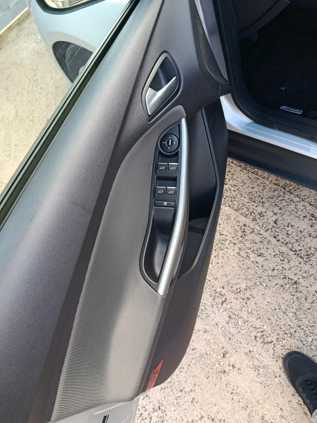 Ford Focus 1.6 TDCi 95CV 5p 6 MARCE. Business