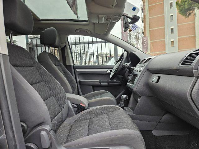 VOLKSWAGEN Touran 1.6 TDI DSG Comfortline 7POSTI