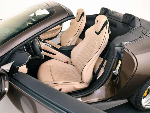 Ferrari Roma Spider