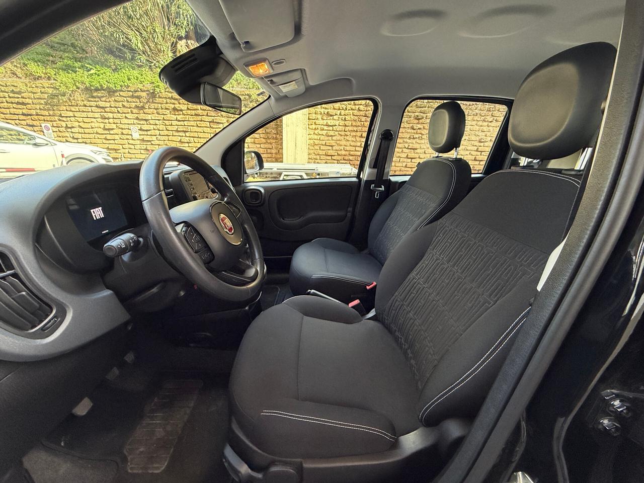 Fiat Panda 1.0 Hybrid – 02/2025 | 11.446 km – PARI AL NUOVO | NEOPATENTATI OK