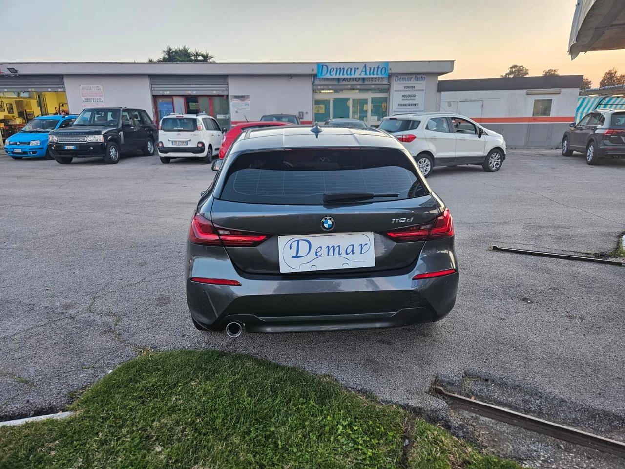 Bmw 116 116d 5p. Business Advantage