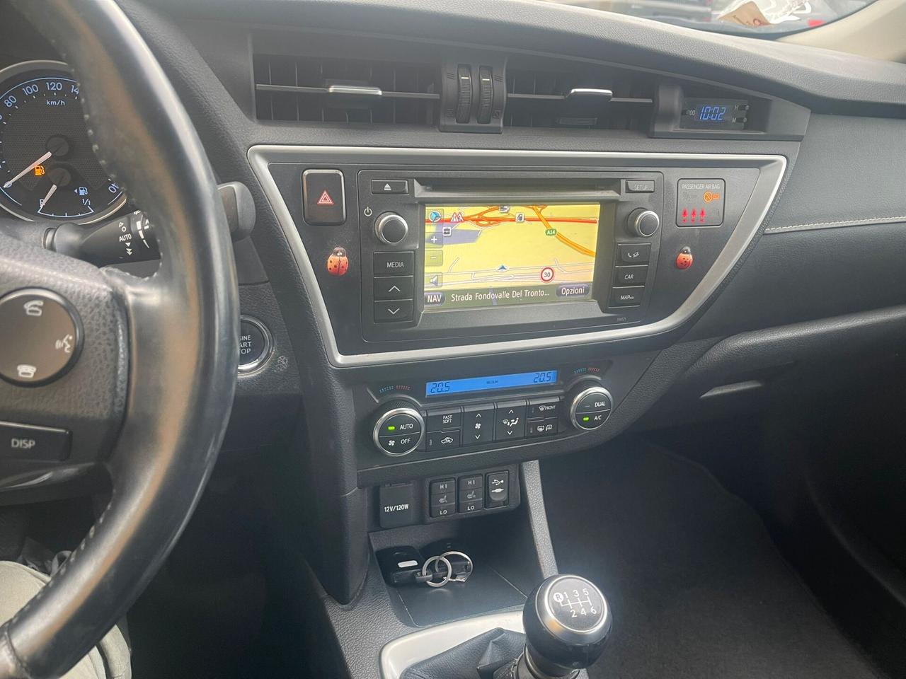 Toyota Auris 1.4 D-4D Lounge
