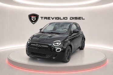 Fiat 500 Berlina Hybrid La Prima KM ZERO