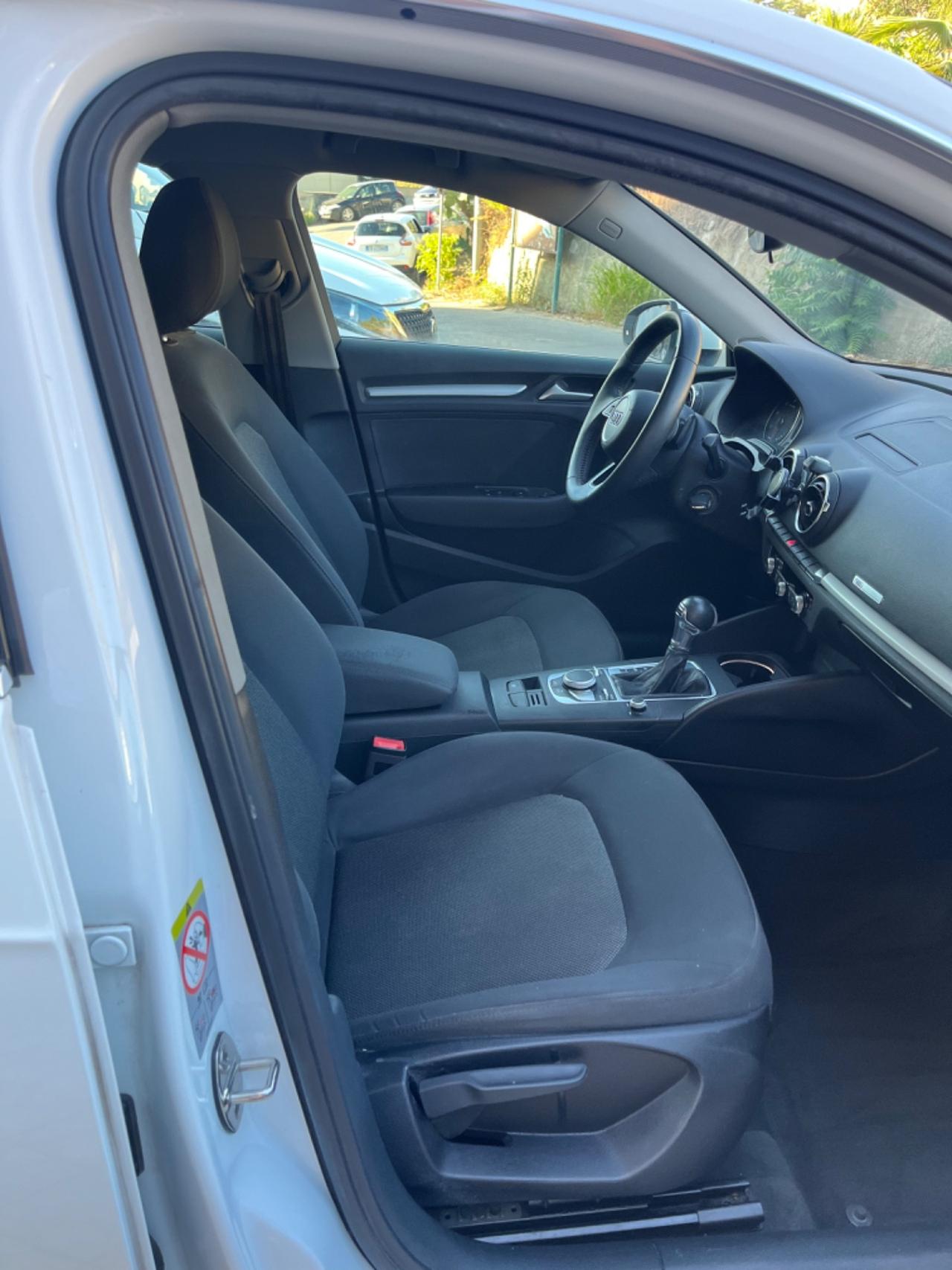 Audi A3 1.6 TDI 116 CV S tronic Sport