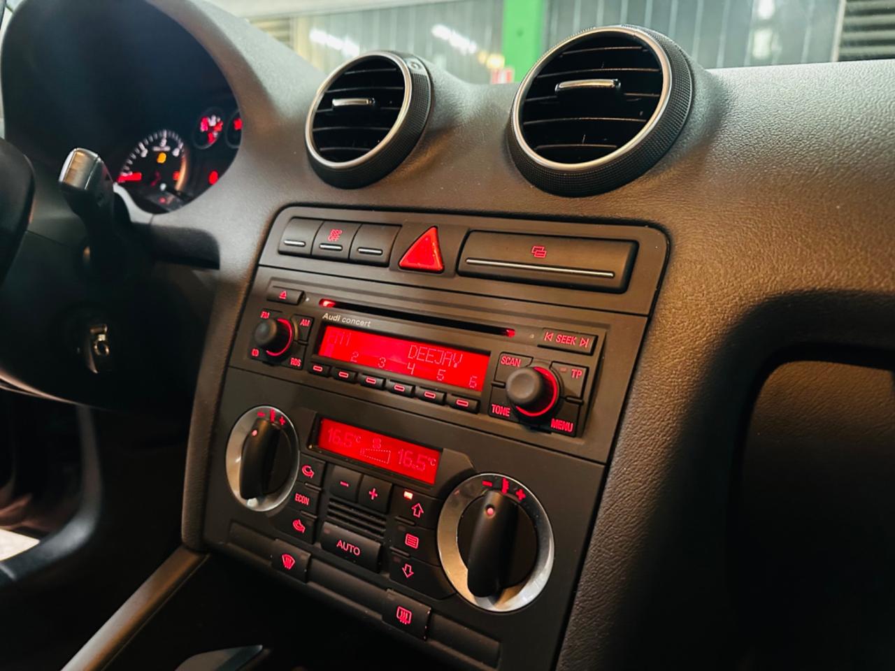 Audi A3 1.9 TDI 105CV SportBack