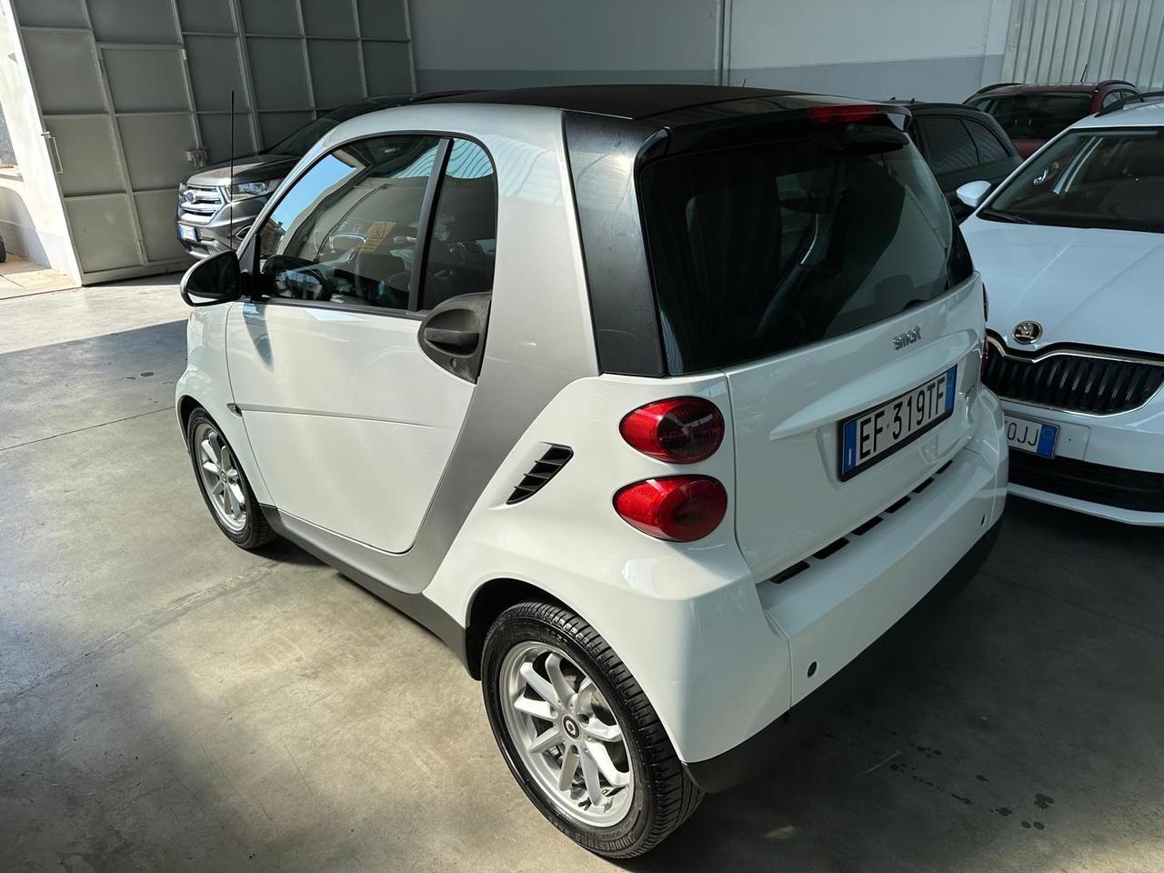 Smart ForTwo 1000 52 kW MHD coupé passion NEOPATENTATI