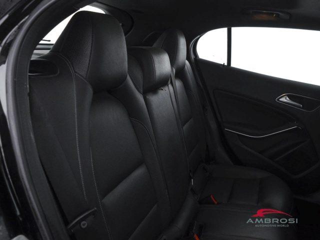 MERCEDES-BENZ GLA 220 CDI 4MATIC 220 CDI Automatic 4Matic Premium - PER