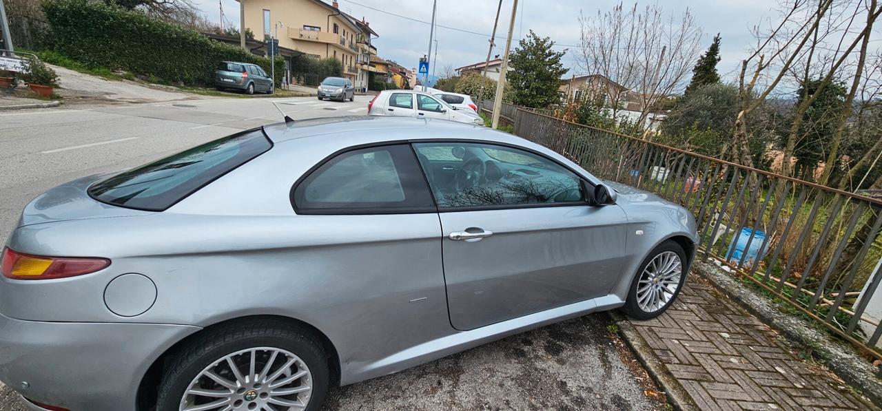 Alfa Romeo GT 1.9 MJT 16V Progression