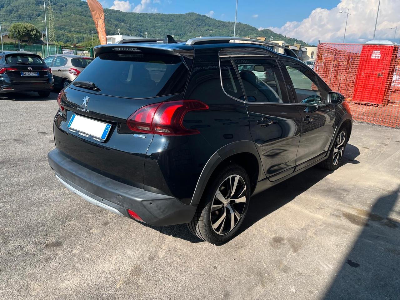 Peugeot 2008 2008 1.2 puretech t Allure s