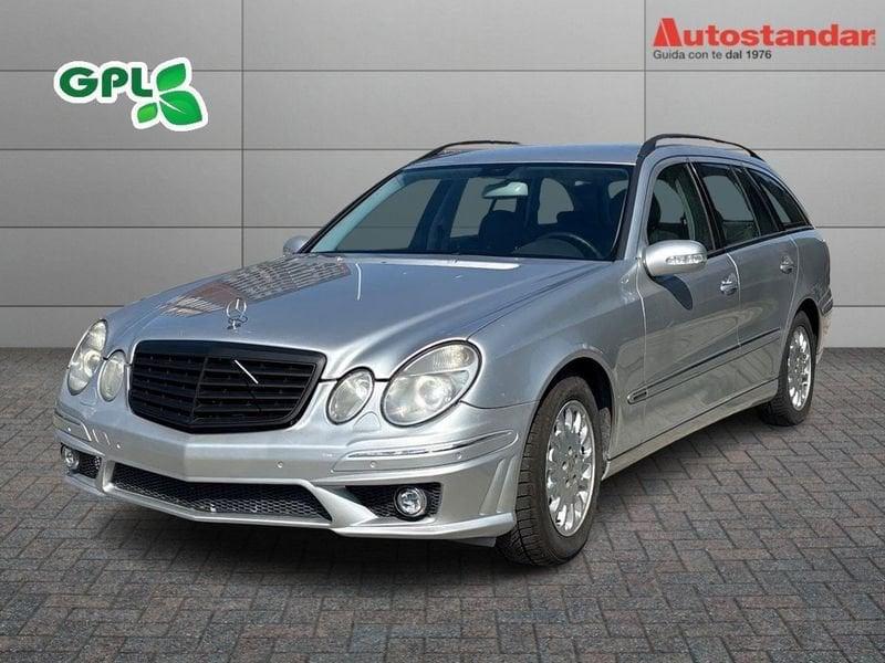 Mercedes-Benz Classe E (W/S210) 320