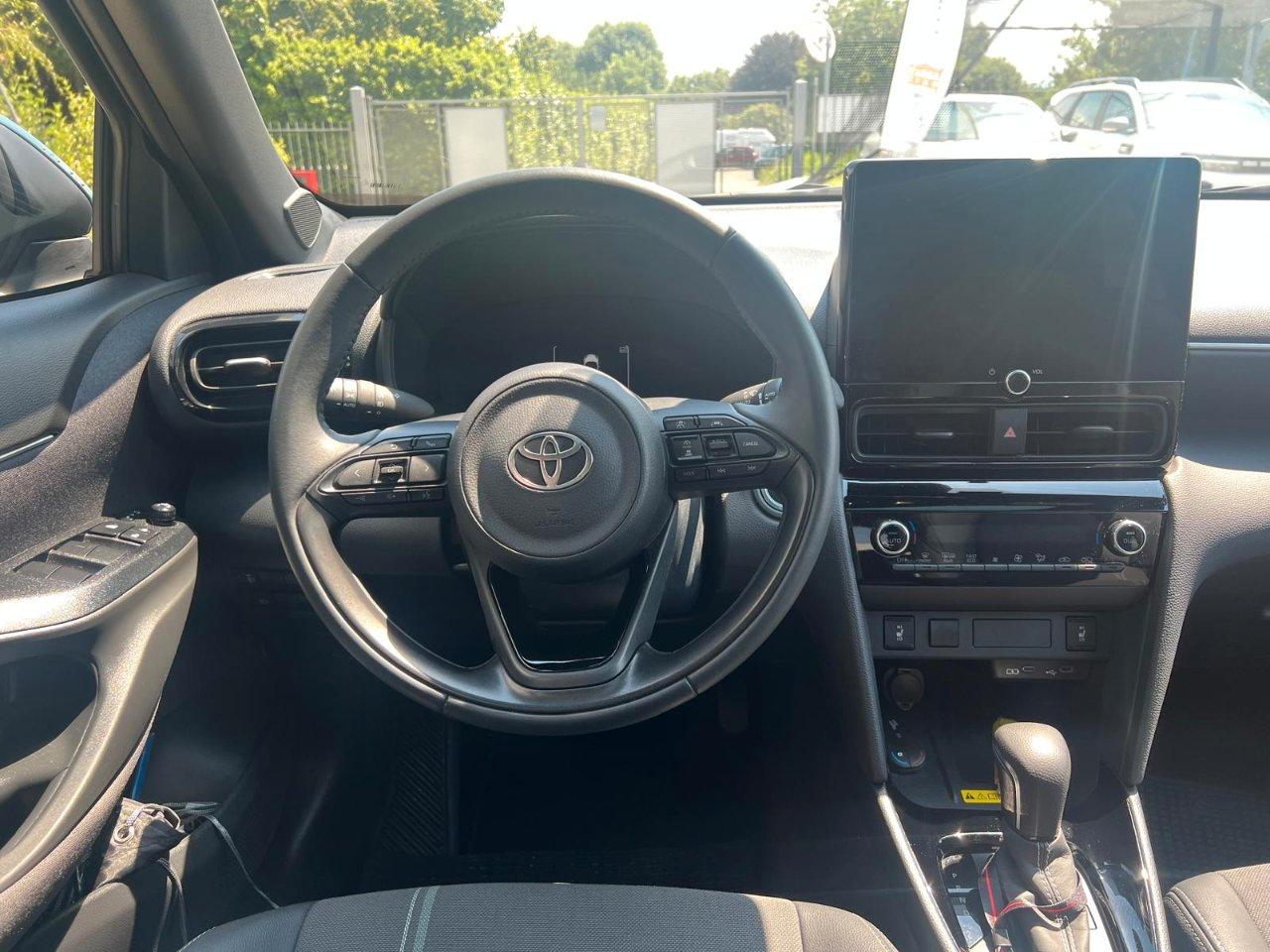 Toyota Yaris Cross 1.5h Lounge fwd 130cv e-cvt