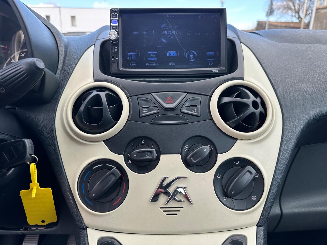 Ford Ka 1.3 TDCi 75CV Titanium