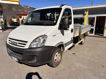 Iveco 50C18 2007 3.0 D 170CV cassone fisso patente C