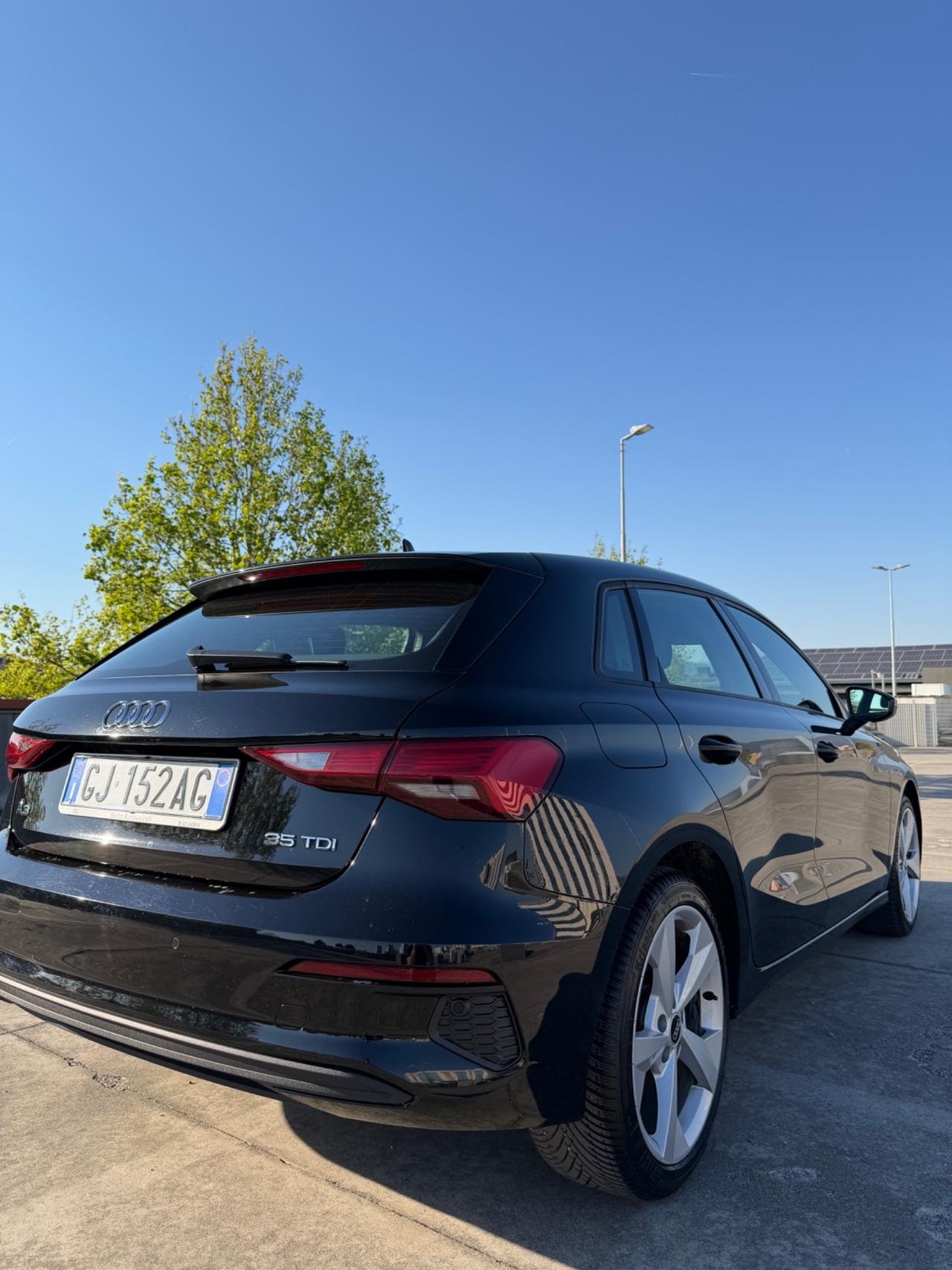 Audi A3 Sedan 35 TDI Business Advanced