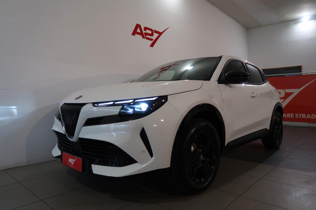Alfa Romeo Junior 1.2 ibrida Ti 145cv edct6