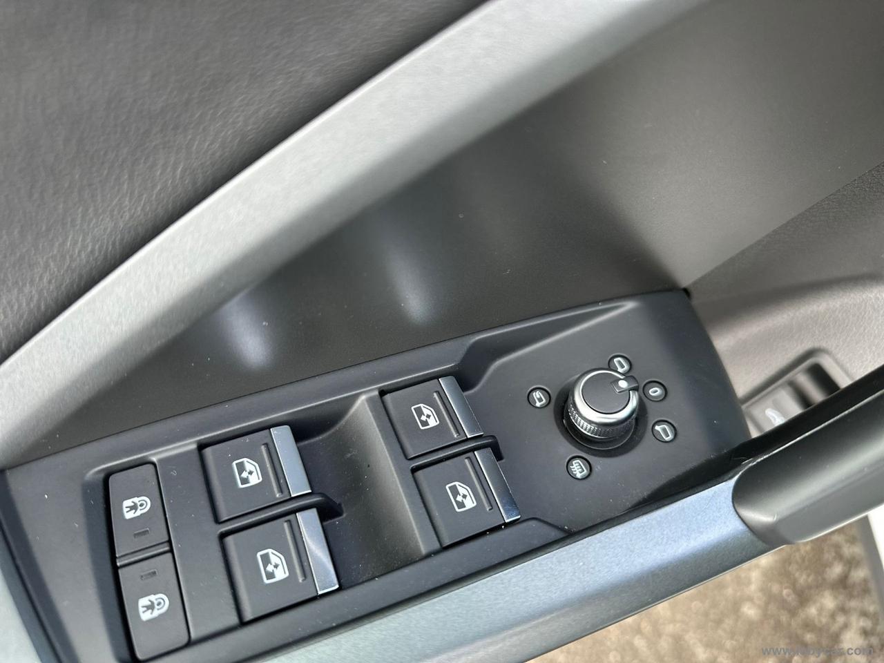 AUDI Q3 35 TFSI S line edition