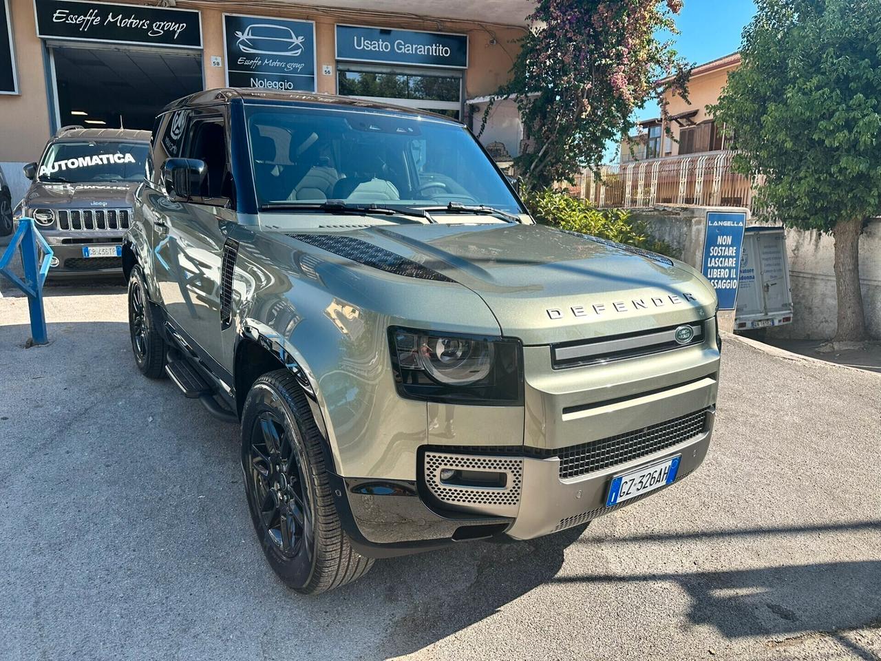 Land Rover Defender 90 3.0D I6 200 CV AWD Auto X-Dynamic SE