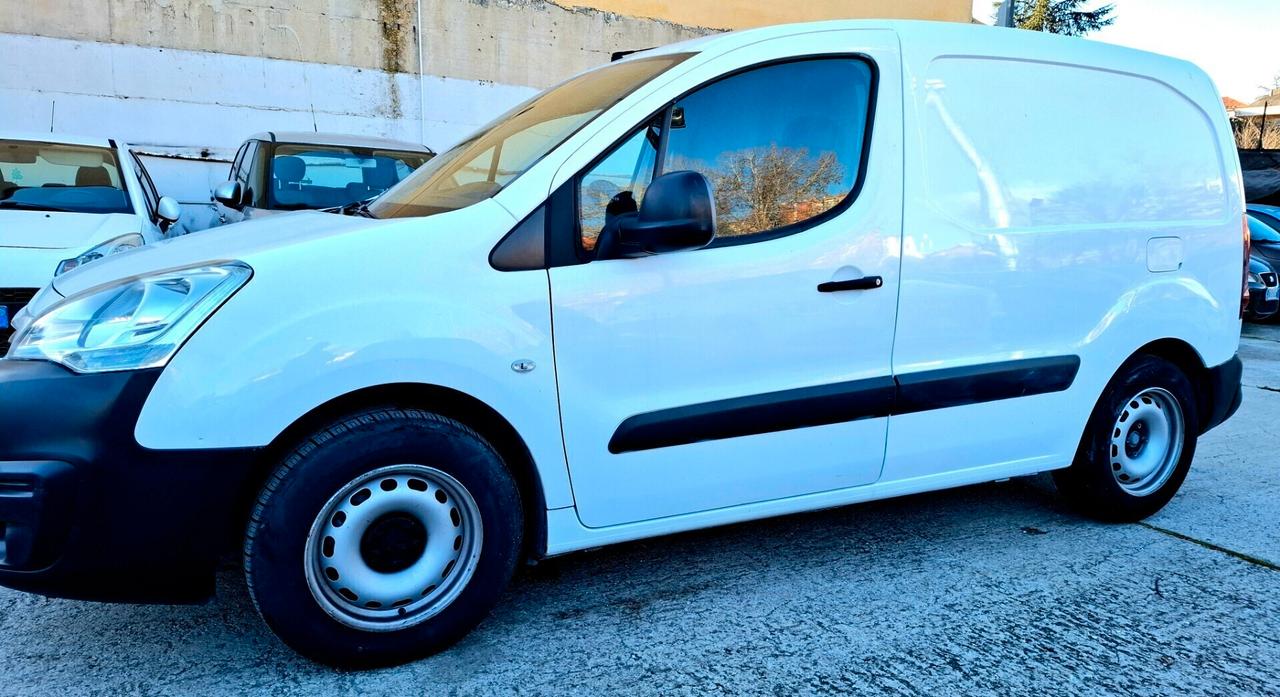 PARTNER HDI 1.6 Pianale Cabinato 3POSTI