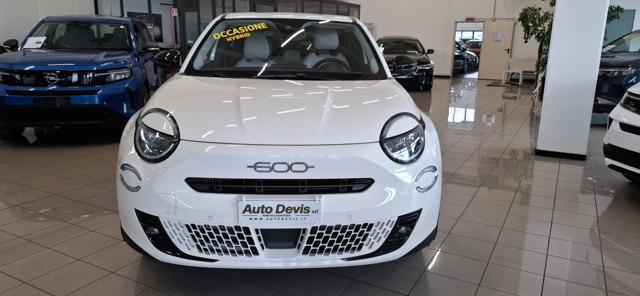 FIAT 600 Hybrid 100 CV DCT MHEV La Prima