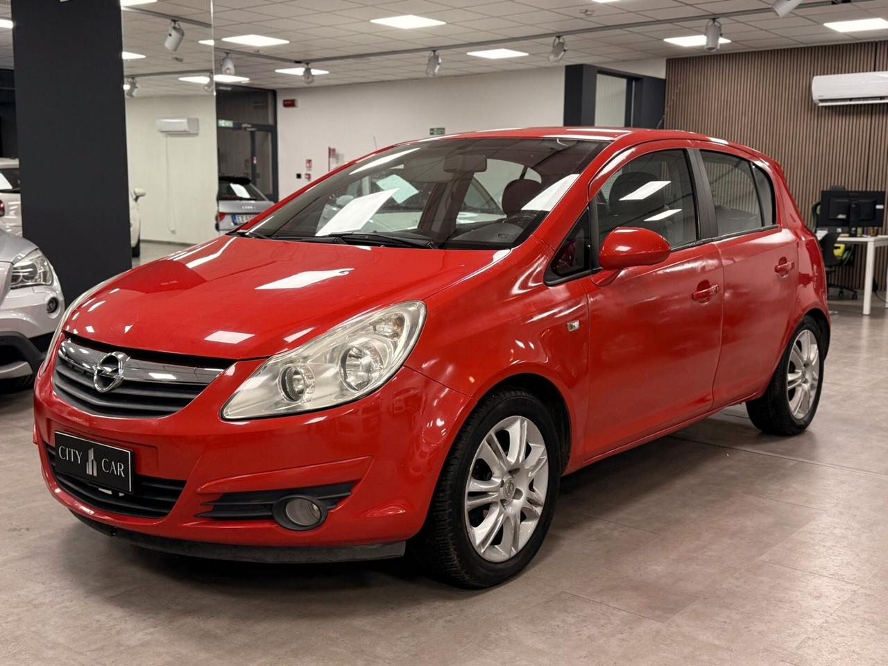 Opel Corsa 1.2 5 porte Cosmo