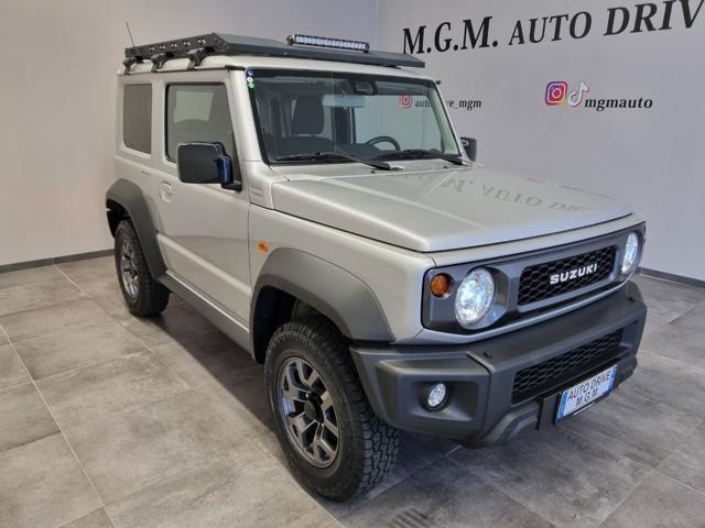 SUZUKI Jimny 1.5 5MT Top