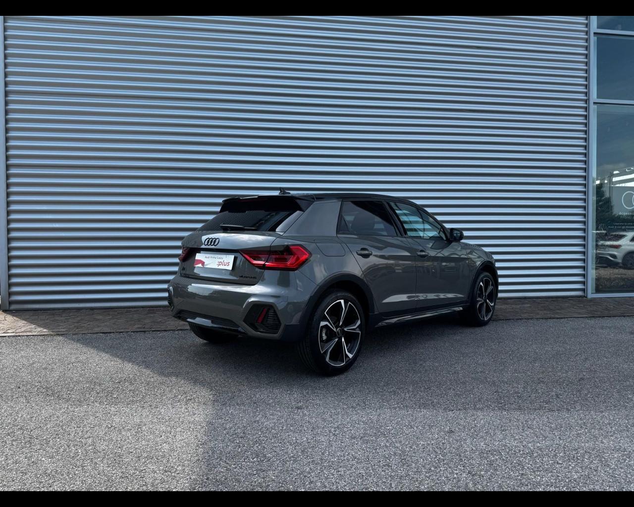 AUDI A1 ALLSTREET 35 TFSI S-TRONIC IDENTITY CONTRAST