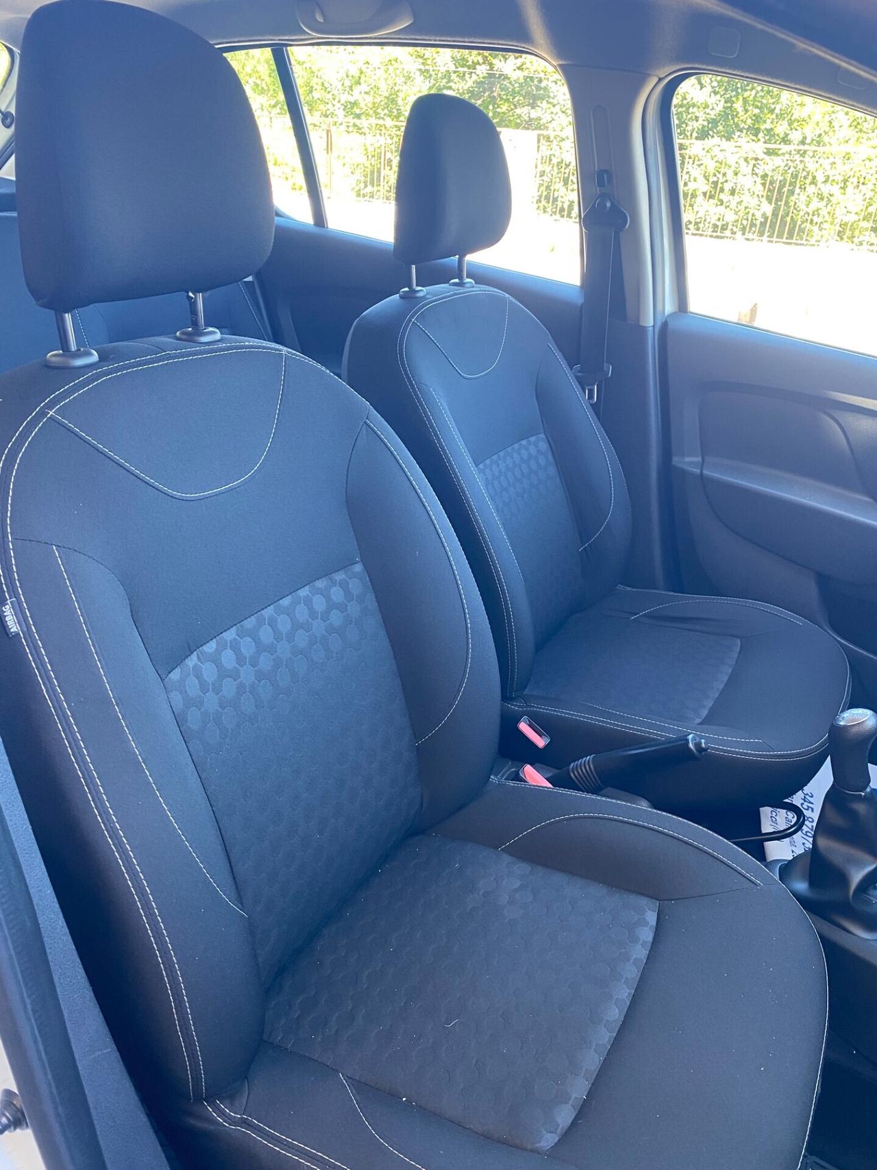Dacia Sandero 1.5 dCi Anno 2015 Full Navi