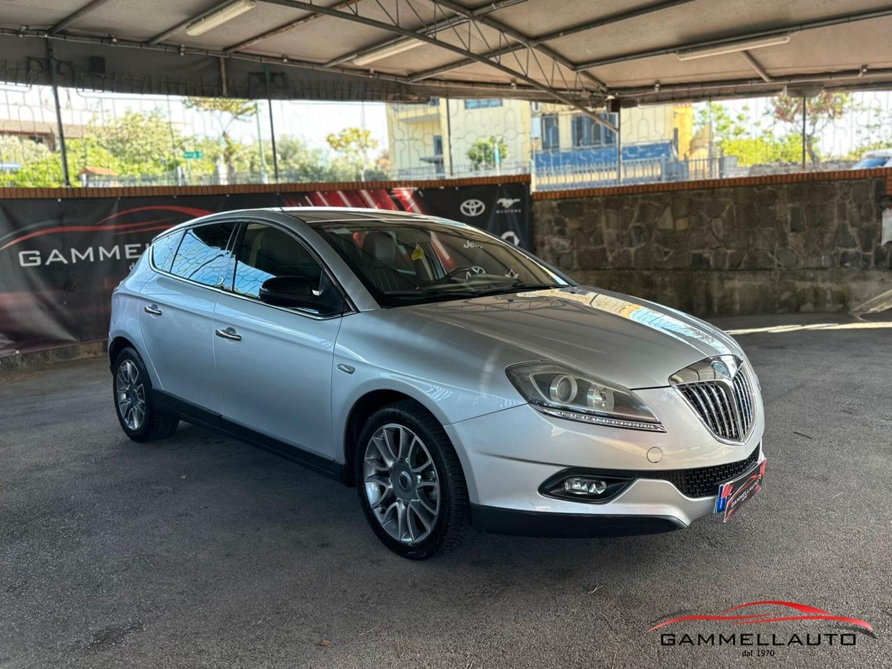 Lancia Delta 1.6 mjt Argento 120cv E5