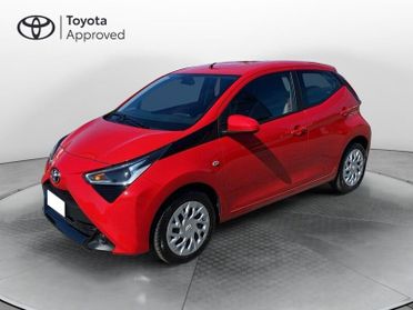 Toyota Aygo Connect 1.0 VVT-i 72 CV 5 porte x-play