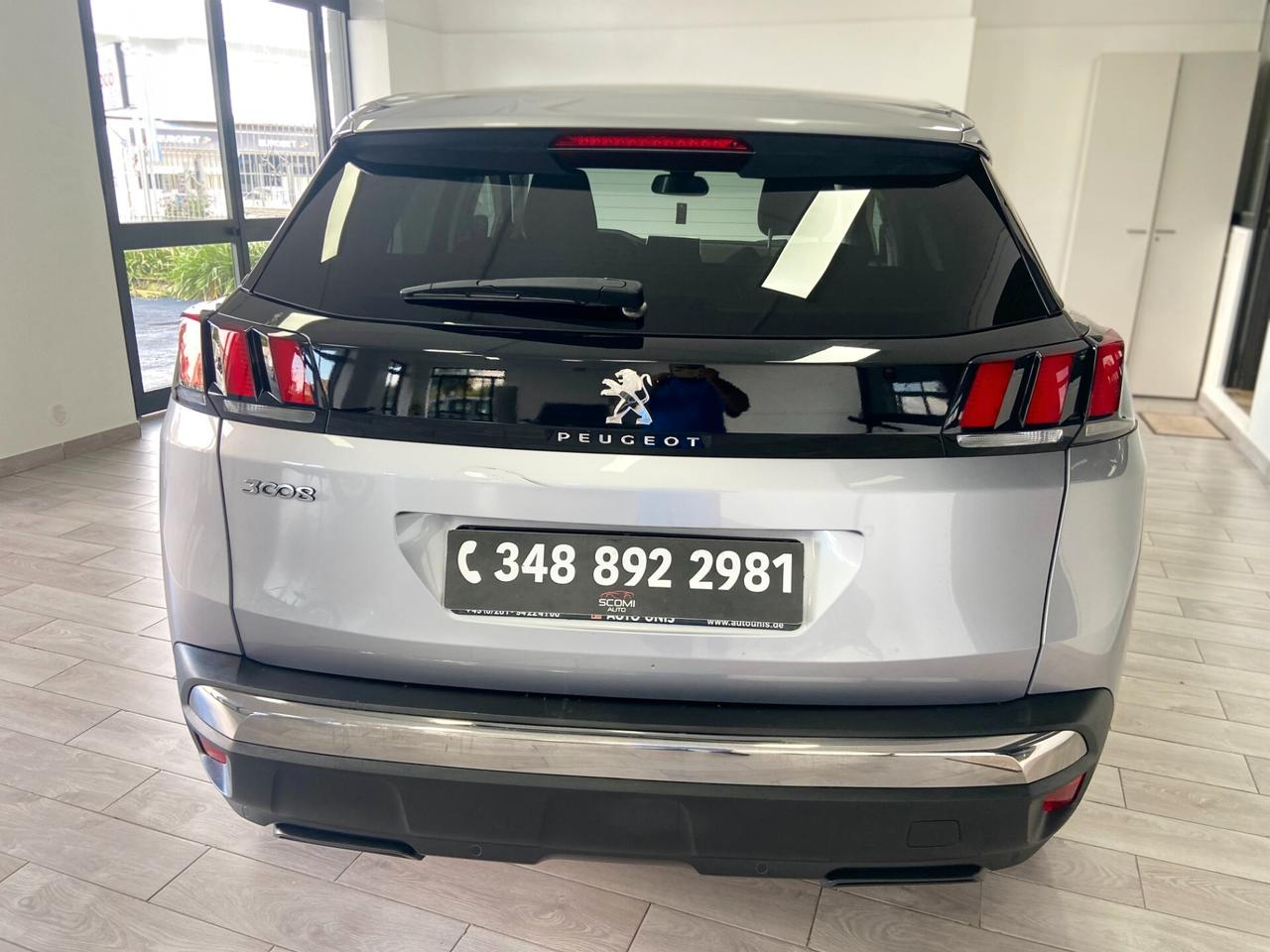 Peugeot 3008 130 cv Business gancio traino