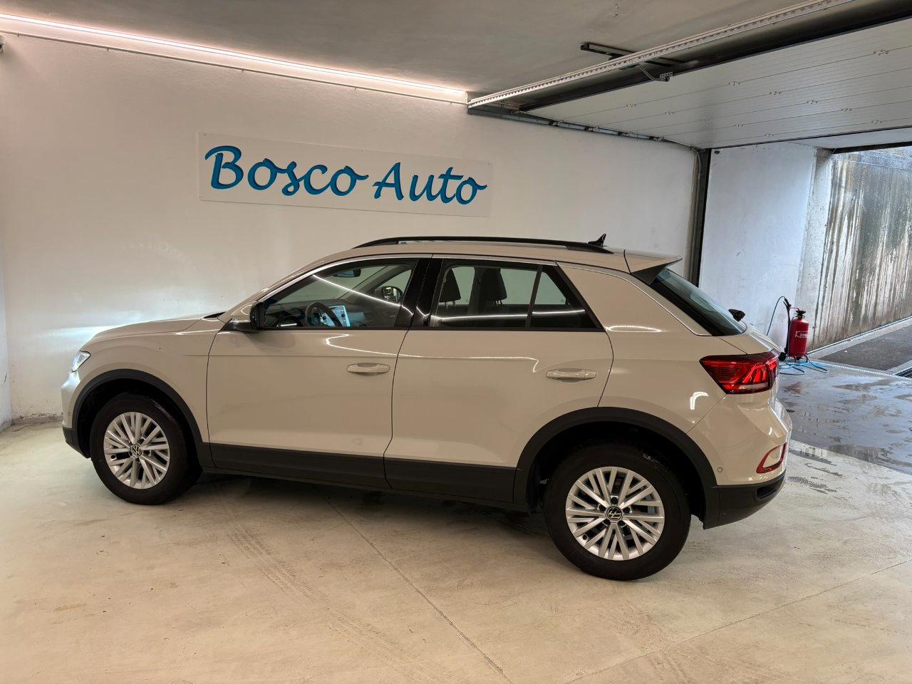 Volkswagen T-Roc 1.0 tsi Life 110cv