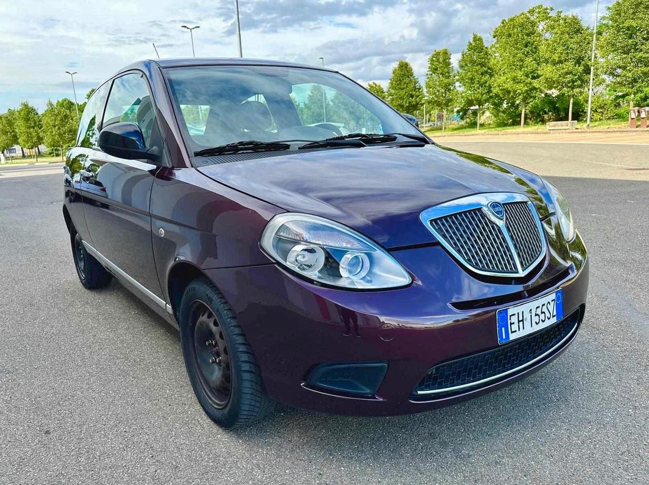 Lancia Ypsilon 1.2 69 CV Diva