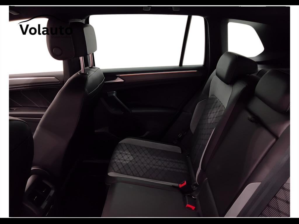 VOLKSWAGEN Tiguan II 2021 - Tiguan 1.5 tsi R-Line 150cv dsg