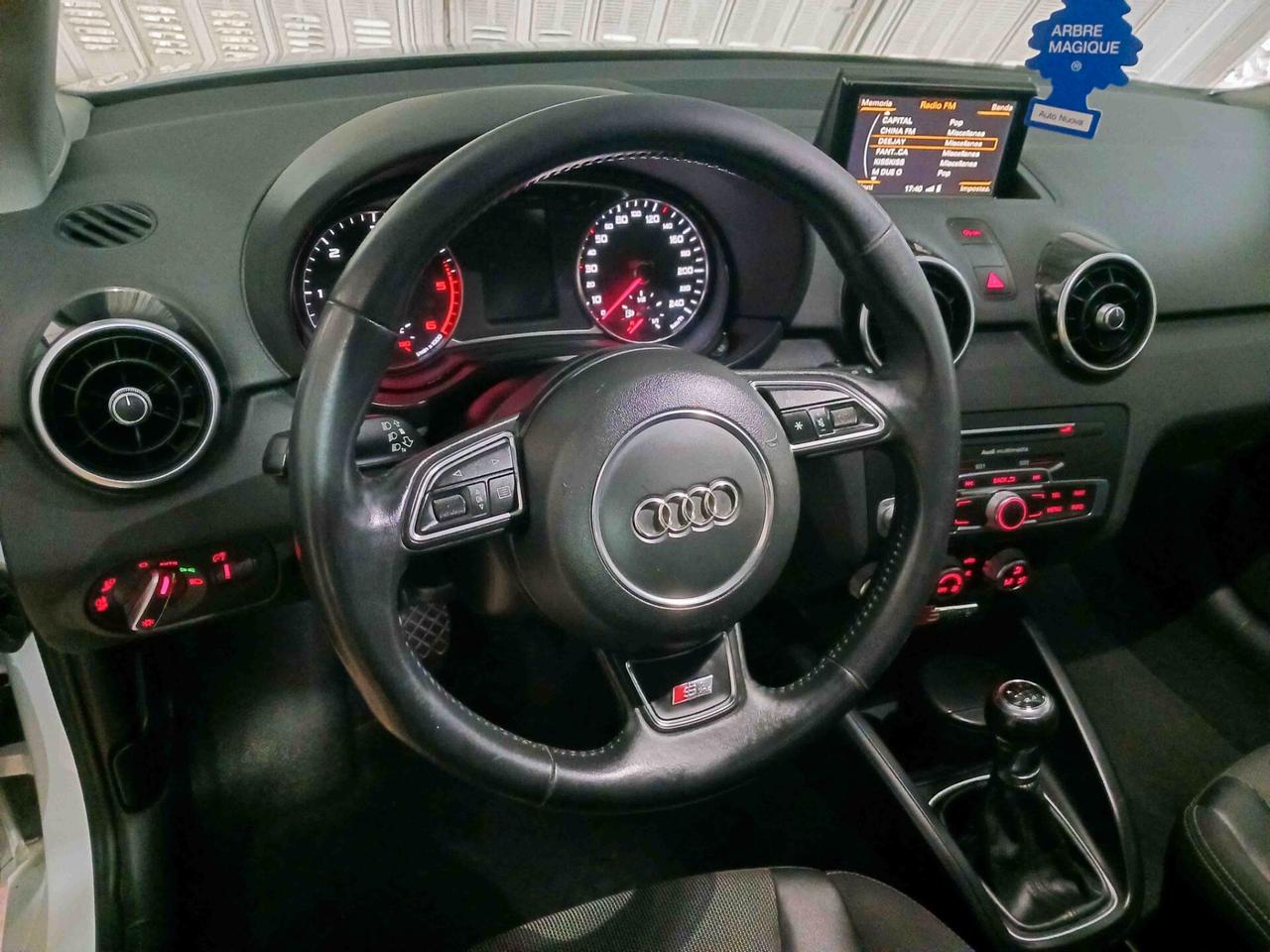 Audi A1 SPB 1.4TDI S-line UNIPRO - PERFETTA