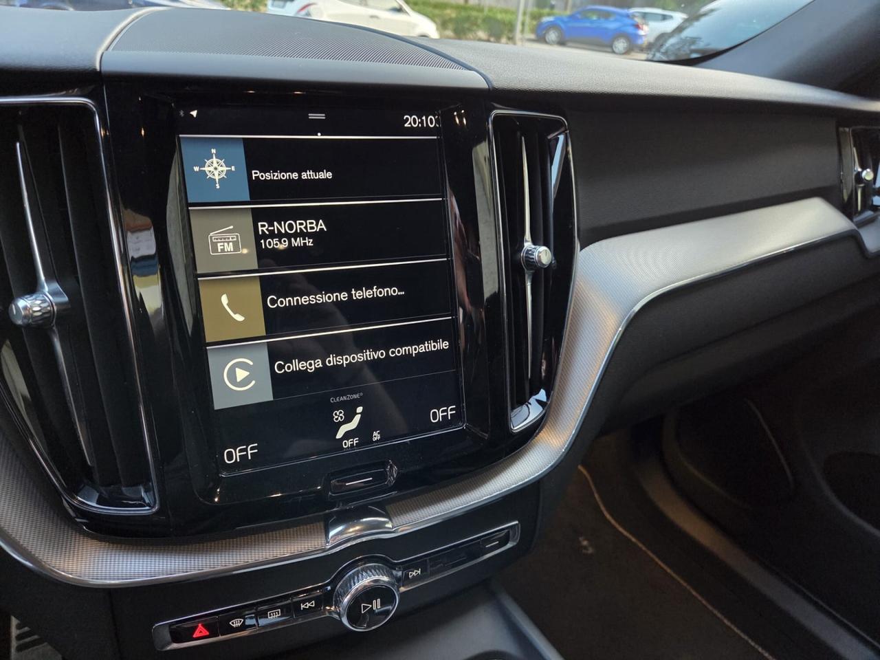 XC60 2.0 b4 R-design awd auto UNICO PROPRIETARIO
