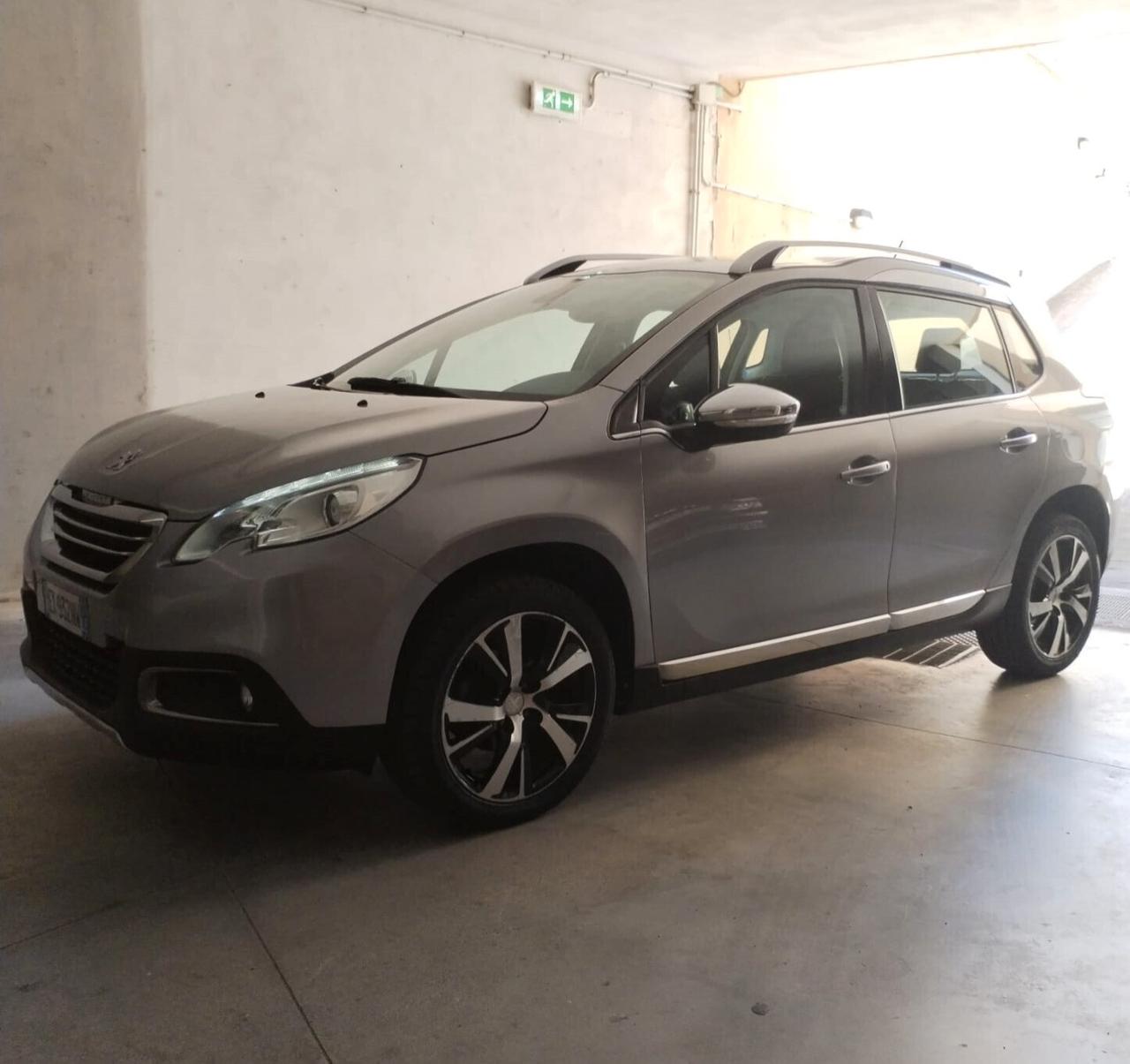 Peugeot 2008 1.6 e-HDi 92 CV Allure *LED