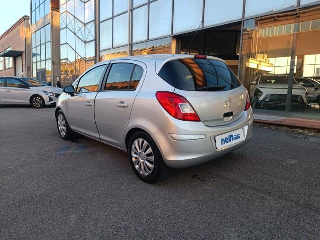 OPEL Corsa 1.2 5 porte Club