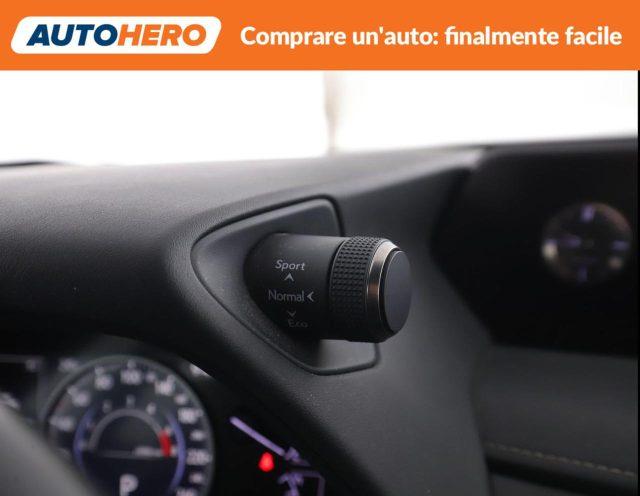 LEXUS UX Full Electric UX Hybrid Executive