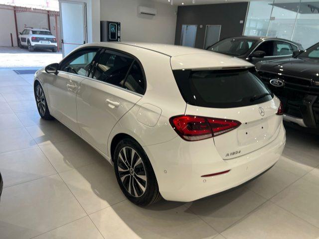 MERCEDES-BENZ A 180 A 180 d Automatic 4p. Business